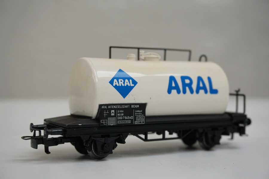 Märklin 4440 Aral tankvagn. A14