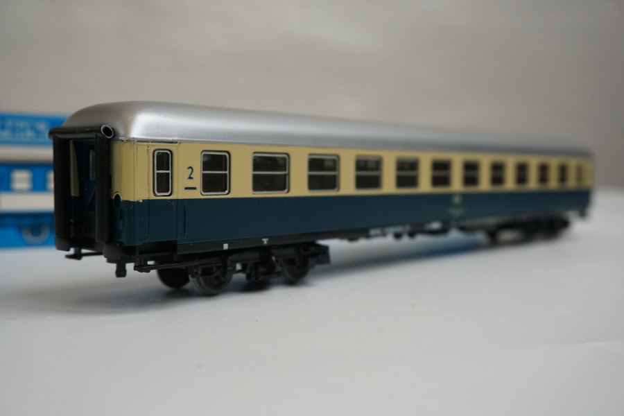 Märklin 4092 personvagn i låda. A26