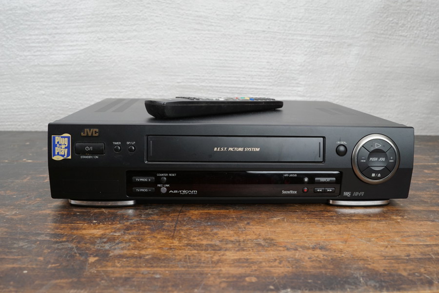 JVC HR-J658EH VHS spelare. B108