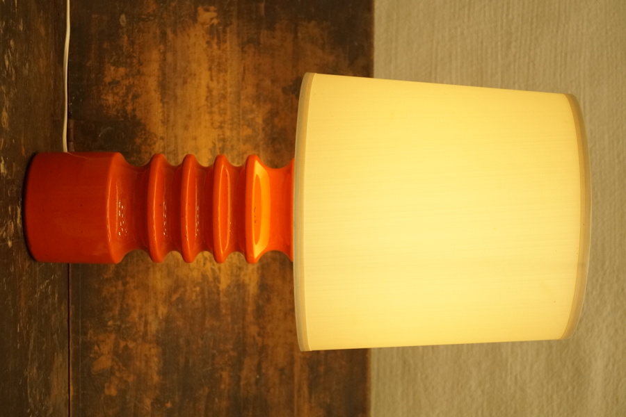 Retro bordslampa Orange fot C2