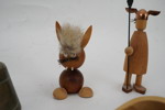 Små träskor minne från Hörby viking figurin klocka m.m. A274