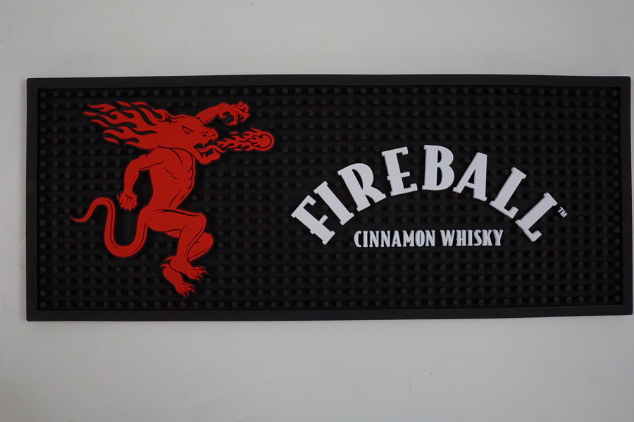 Fireball Cinnamon Whisky barmatta. A32