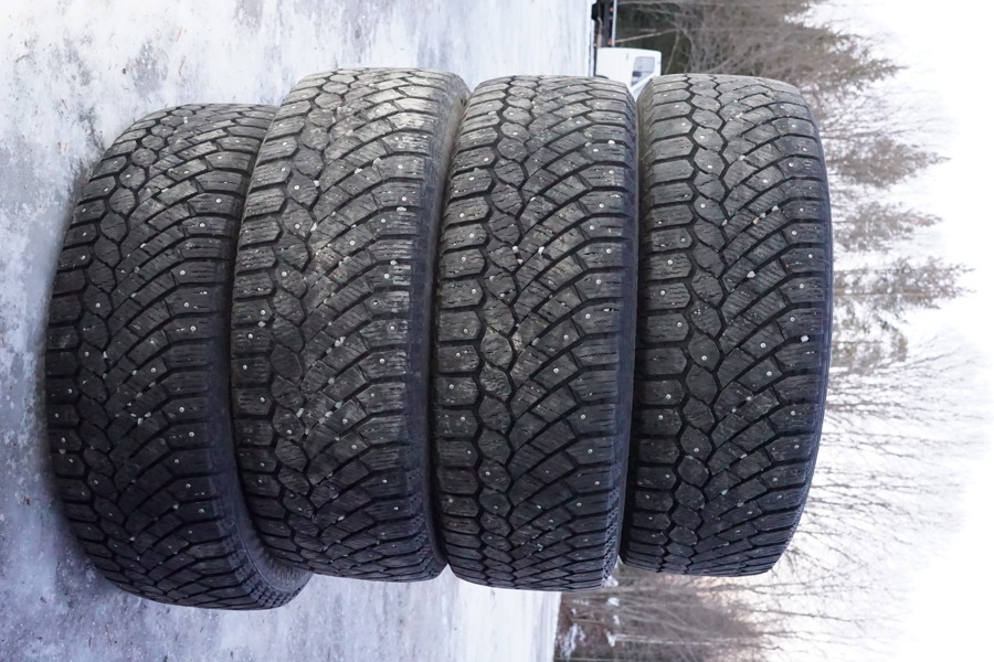 Vinterdäck/dubbdäck Gislaved Nord*Frost 200 235/55 R19 . B103