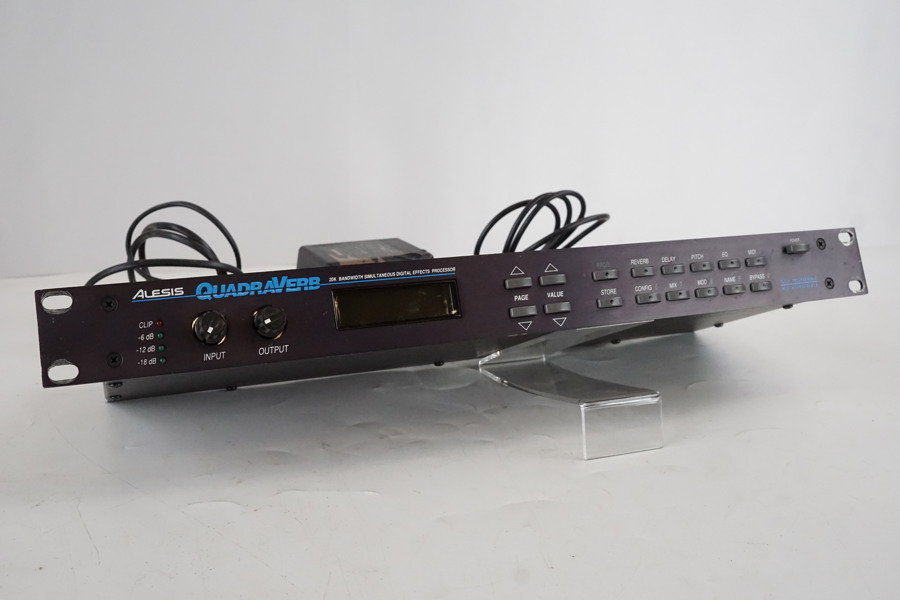 Alesis Quadraverb Multi-Effects Processor. Bc251