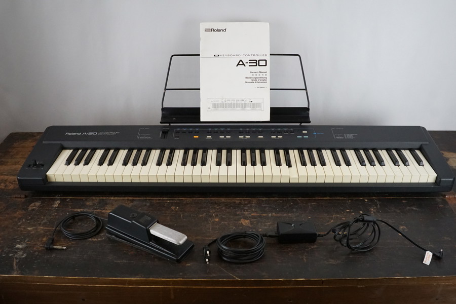 Roland A-30 MIDI Keyboard. B257