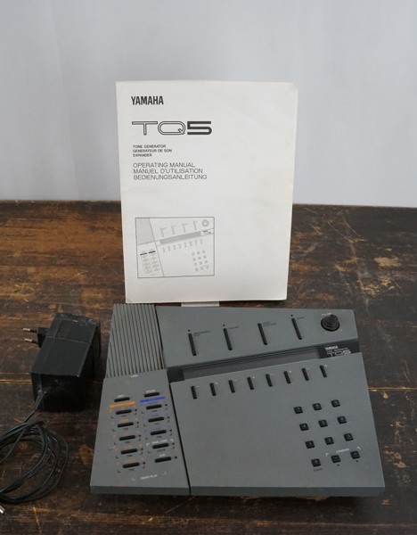 Yamaha TQ5 expander/tongenerator. D203