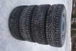 Vinterdäck/dubbdäck Pirelli 195/65R15 95T på fälg. B243