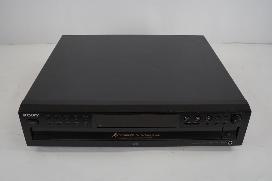 Sony CDP-CE375 CD-spelare. BC72