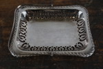 Serveringsfat med hantag nysilver. A20