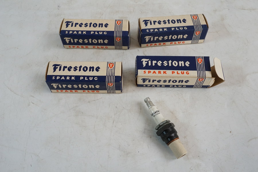 4st Firestone tändstift. A152