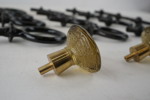Skåphandtag/knoppar. D253