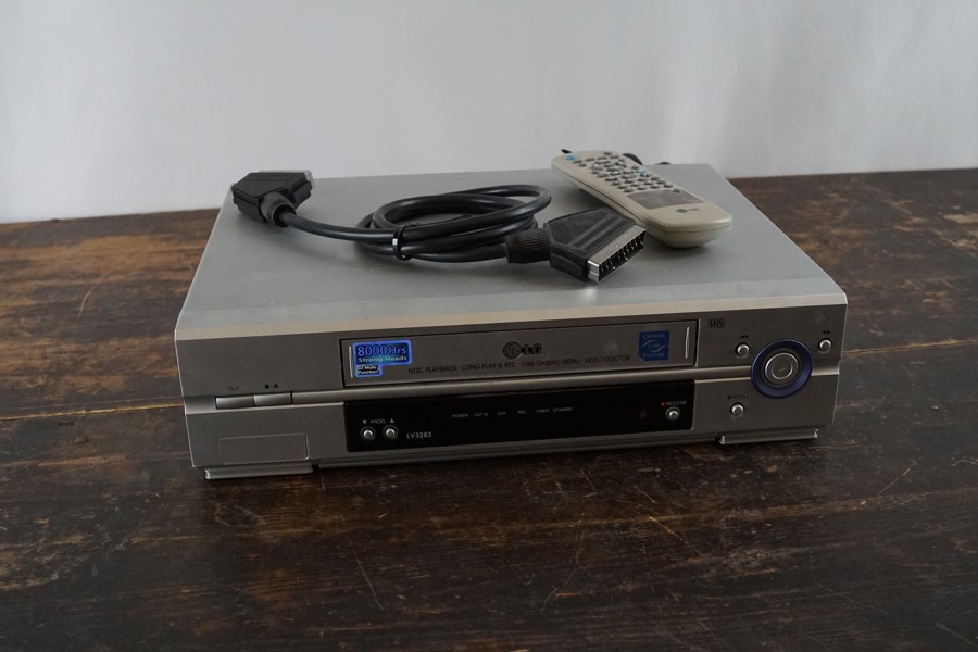 LG LV3283 VCR. D275