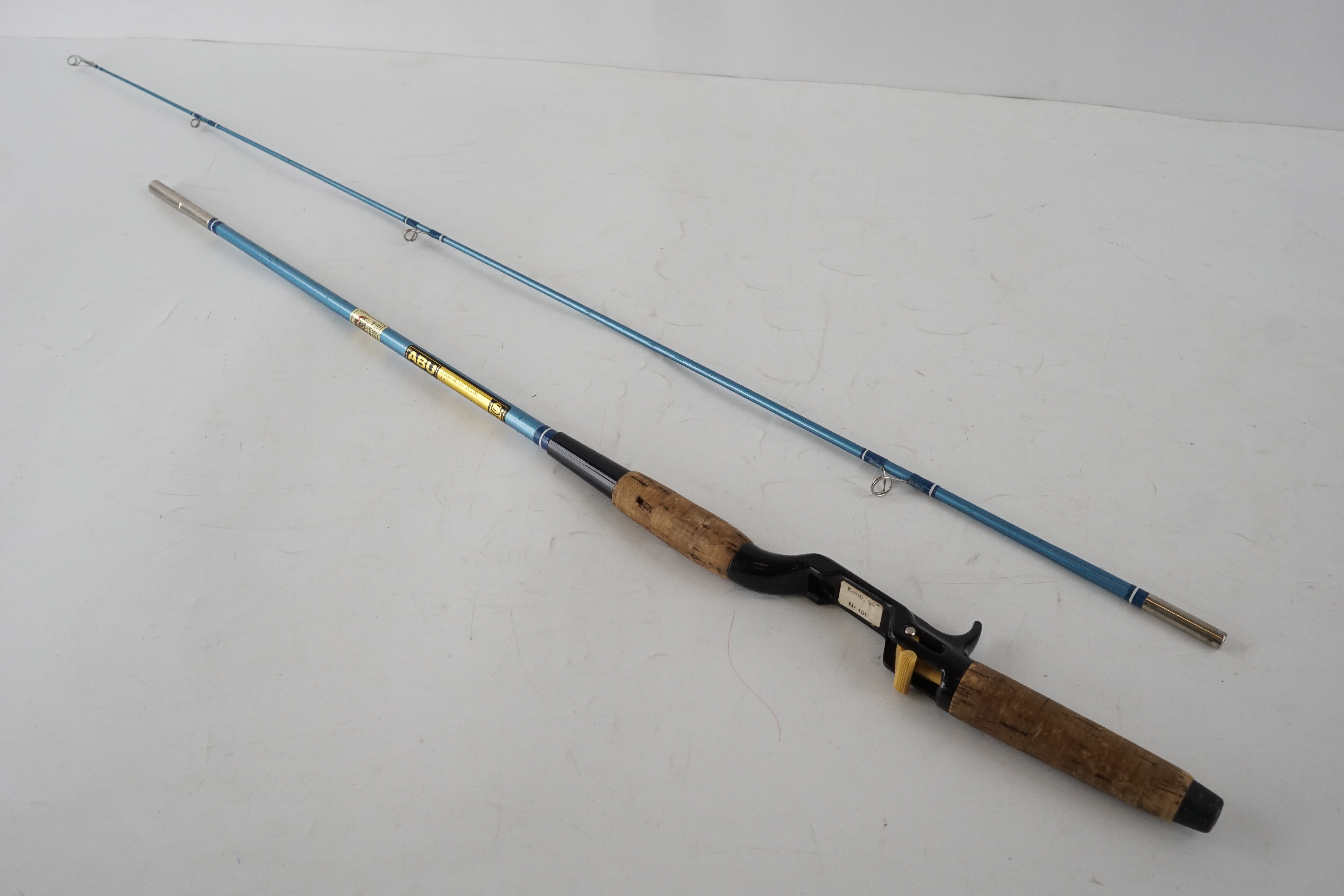 ABU Caster 121 Zoom fiskespö. A298 | Auktion jamtloppan.se