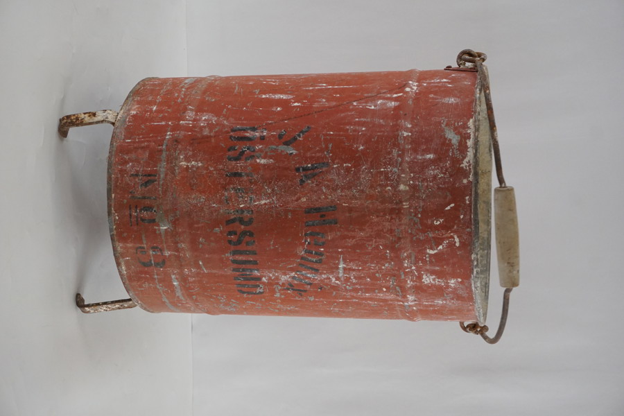 Hink till brandspruta. B12