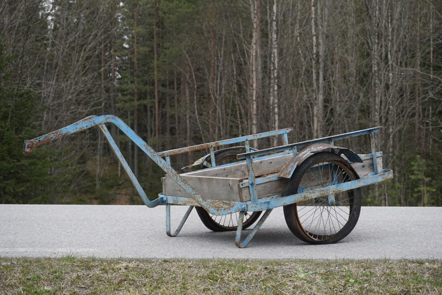 Mjölkkärra/cykelkärra. B132