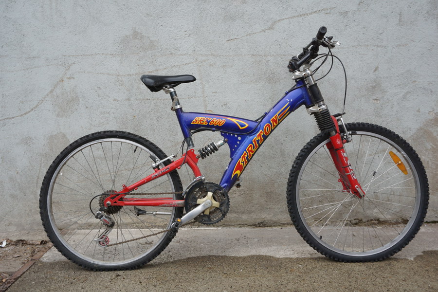 Triton SRX 600 cykel. B165