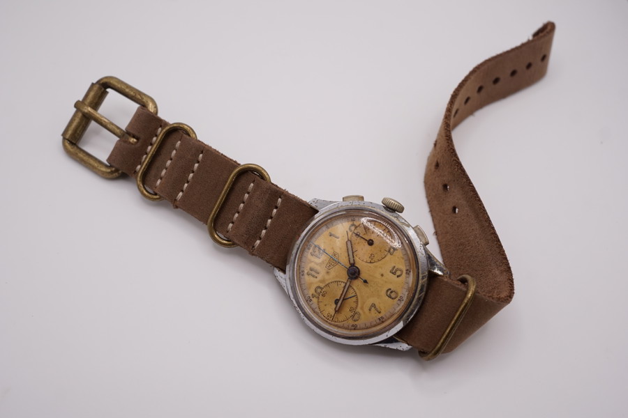 Heuer Big Eyes kronograf. A145
