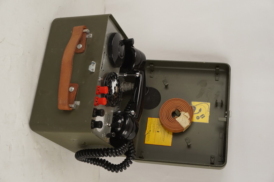 Telefonapparat 386. D74