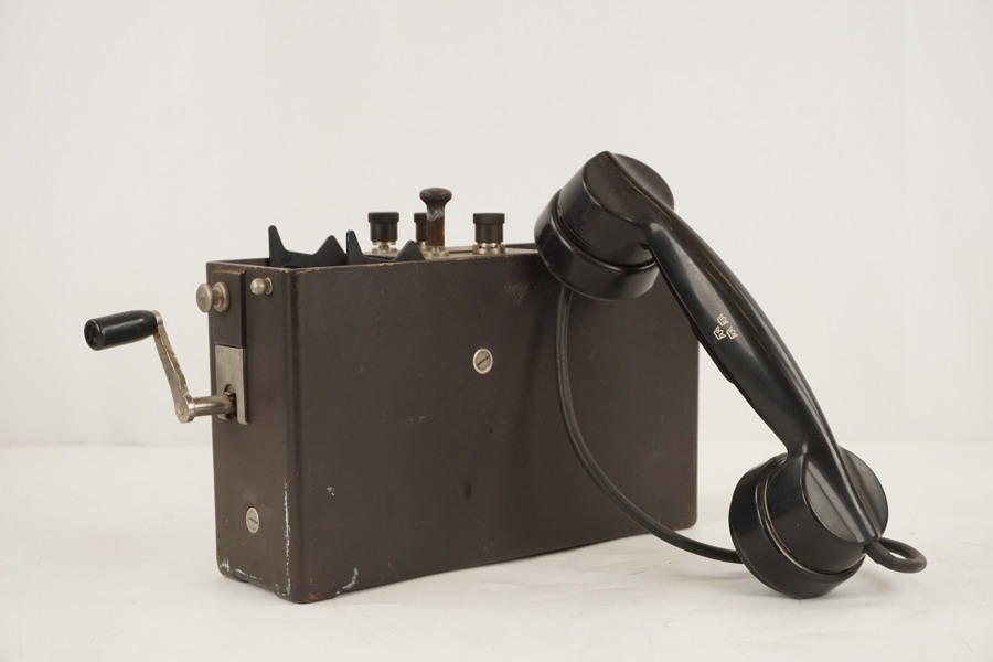 Fälttelefon. D80