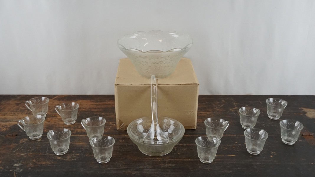 Bål-set Skålar koppar glas m.m. BC89/