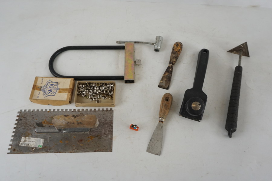 Bygellås spackelspade m.m. D7/