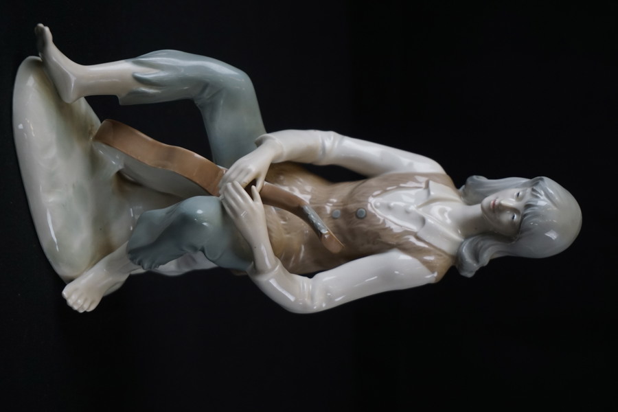 Wagner & Apel figurin gatumusikant. G48/