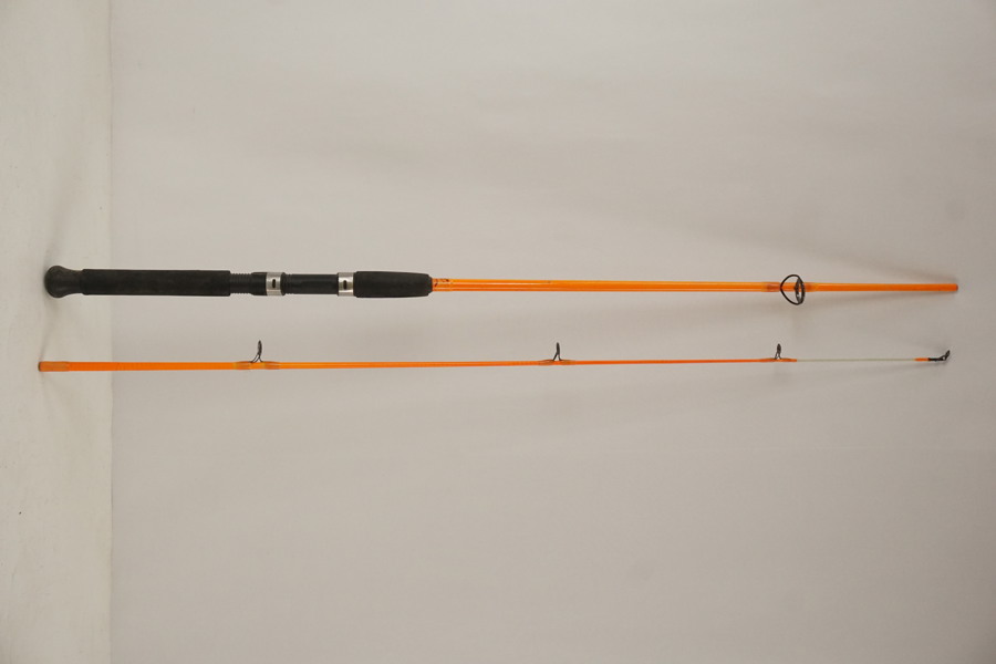 Fiskespö Unbreakable orange 180cm 10-40G. A207