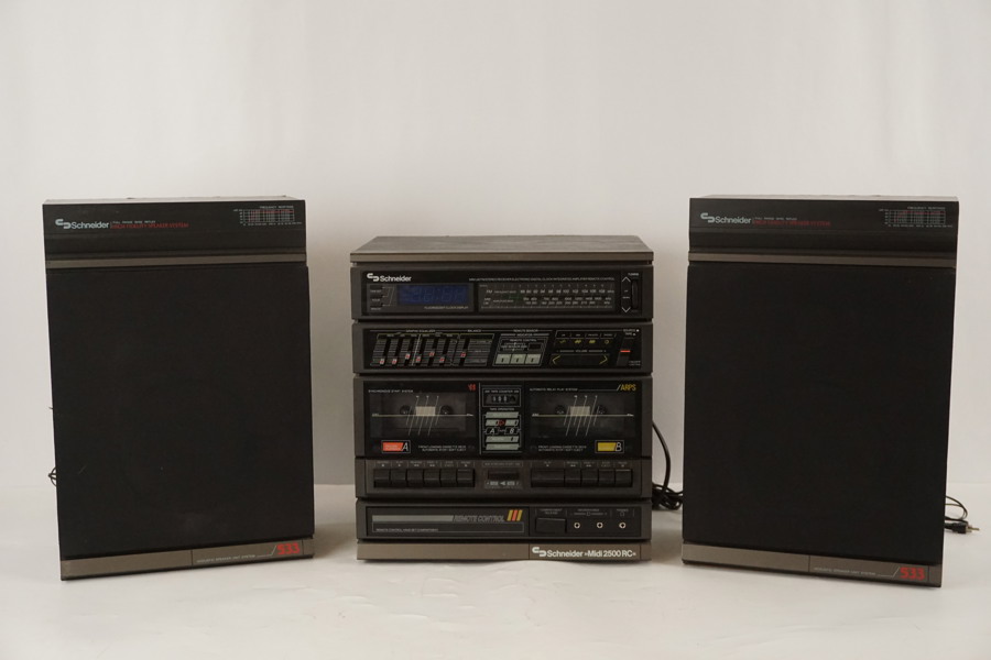 Kassettbandspelare med högtalare Schneider Nr. 28549. 50W. Bc422