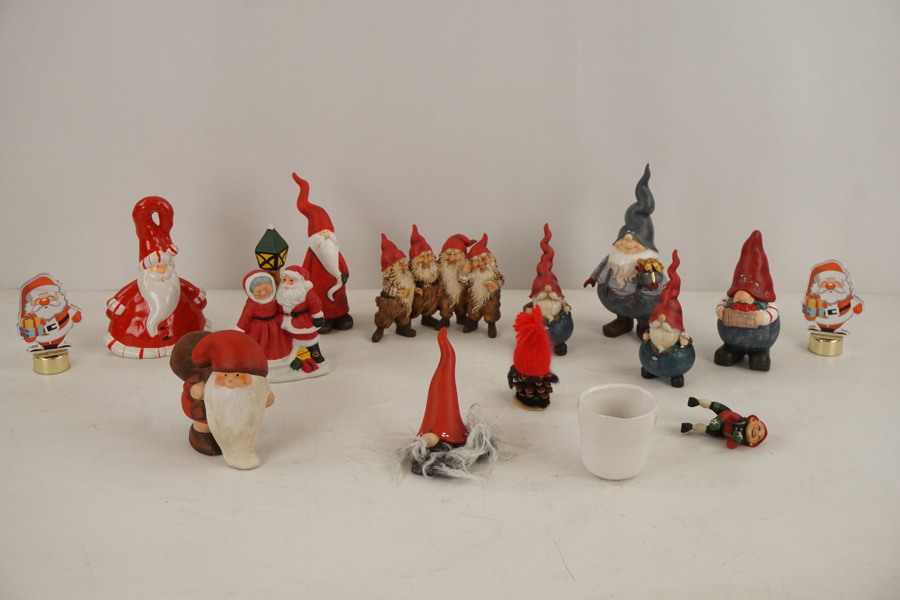 Små julfigurer av troll. A187