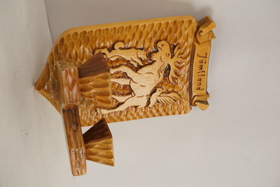 Väggljusstake med Jämtlands landskapsvapen. A129