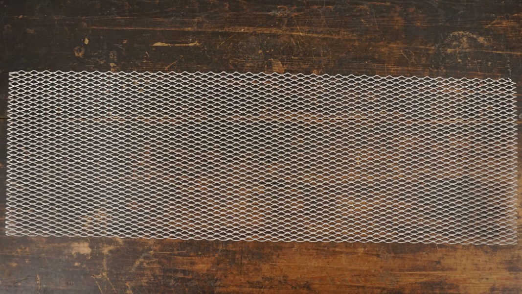 Sträckmetall i aluminium. B597