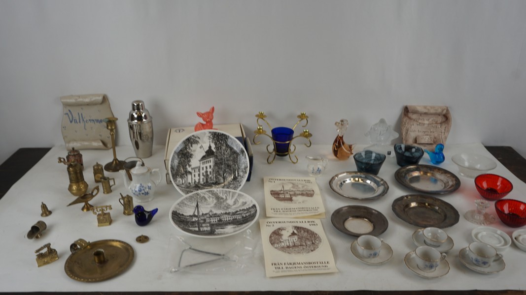 Östersundstallrikar ljusstakar mässing m.m. BC600