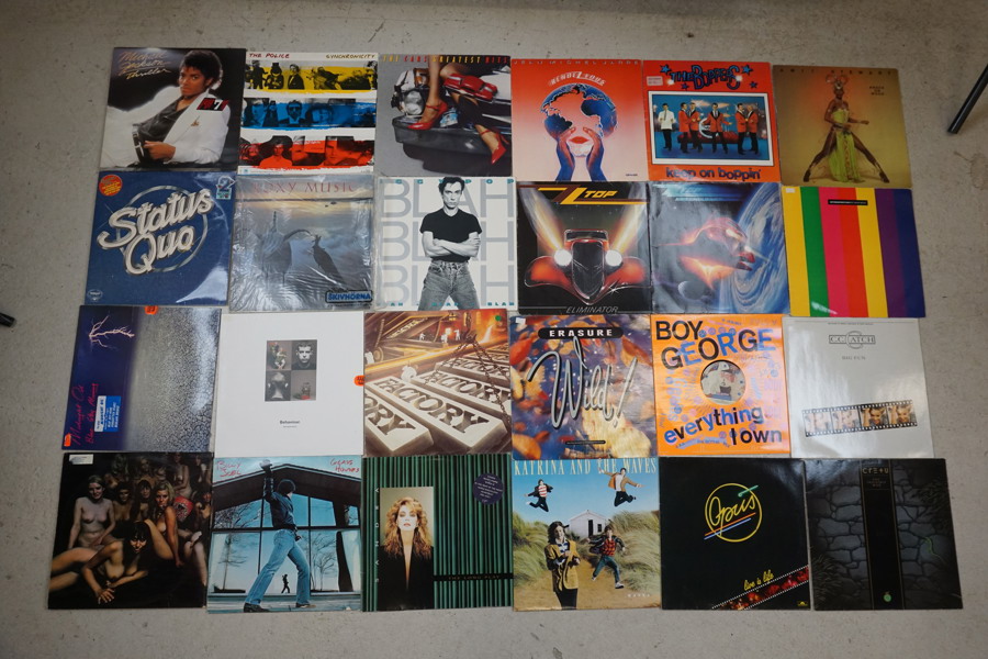 24st LP-skivor Micheal Jackson Status Quo m.m. BC615