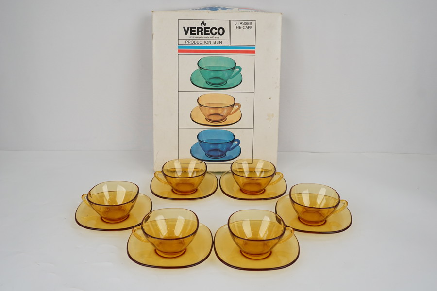 6st Vereco tekoppar med fat gula. A19