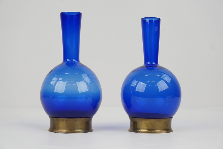 2st Bulbvaser blått glas. G8
