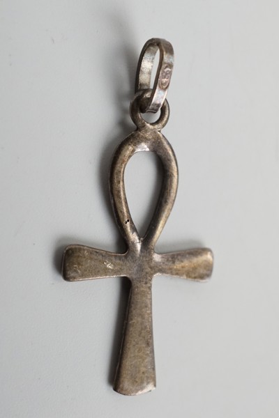 Hänge Ankh i silver. A40