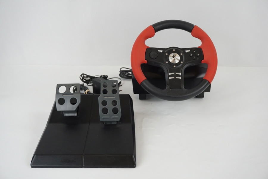 Logitech Formula Force EX ratt och pedaler. BC12