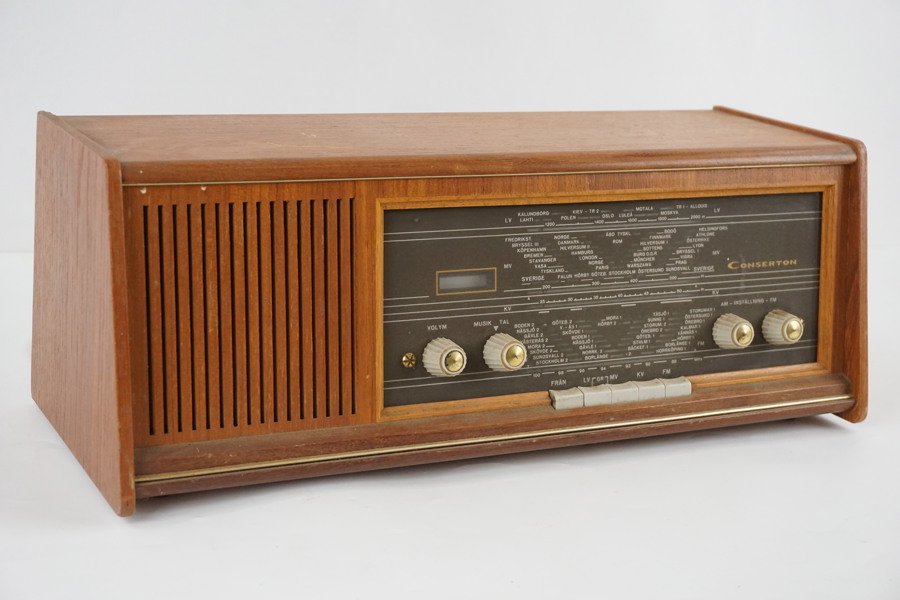 Conserton V812 radio. BC78