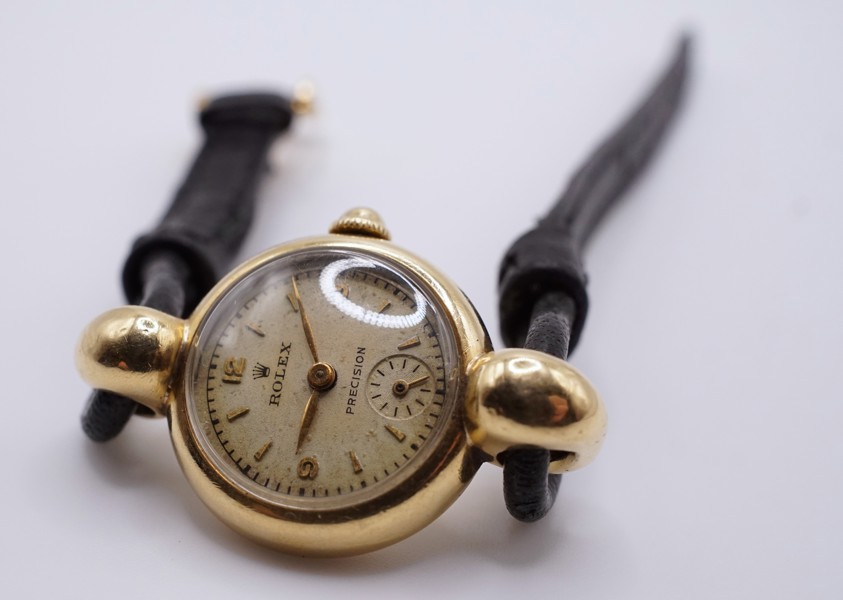 Rolex Precision 9K guld damur/armbandsur. A142/