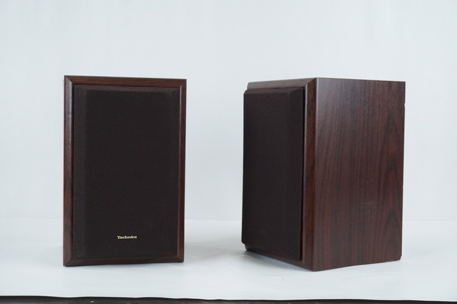 2st Technics SB-HD51 högtalare. BC128
