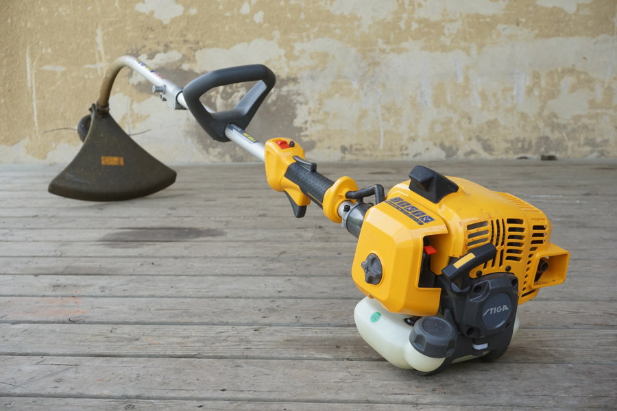 Stiga SGT 226 J grästrimmer. B163