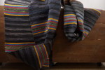 Randig trasmatta - svart/gul/röd/blå/grön/rosa. B304