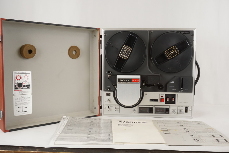 Sony AV-3670CE videocorder. B172