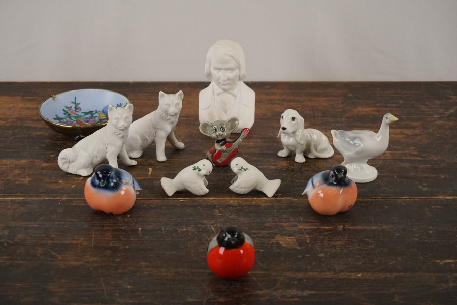 11 porslins figurer mm. A213