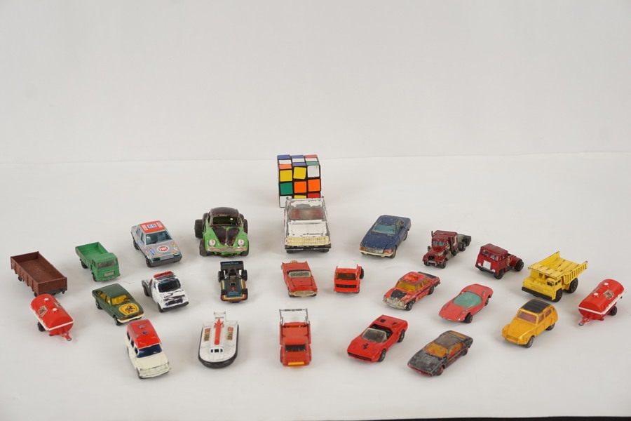 Leksaksbilar Matchbox Rubiks kub m.m. A101