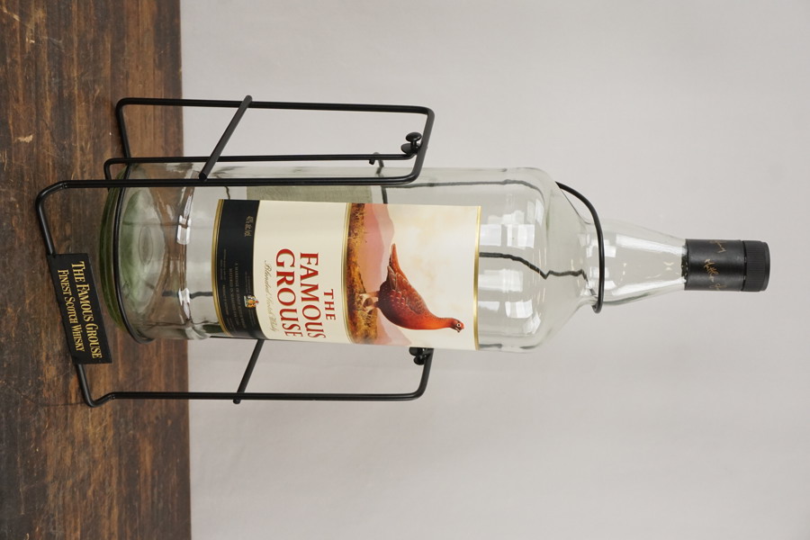 The Famous Grouse flaska. C37