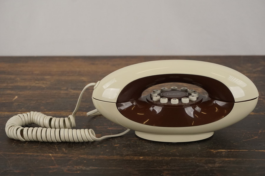Diabelle telefon. A237