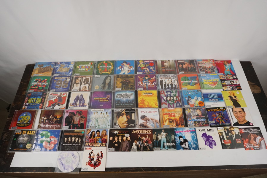 CD-skivor, 2Pac, Backstreet Boys mm. A276