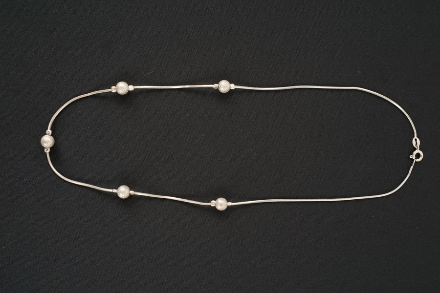 Silverhalsband ormlänk 6gram. A176