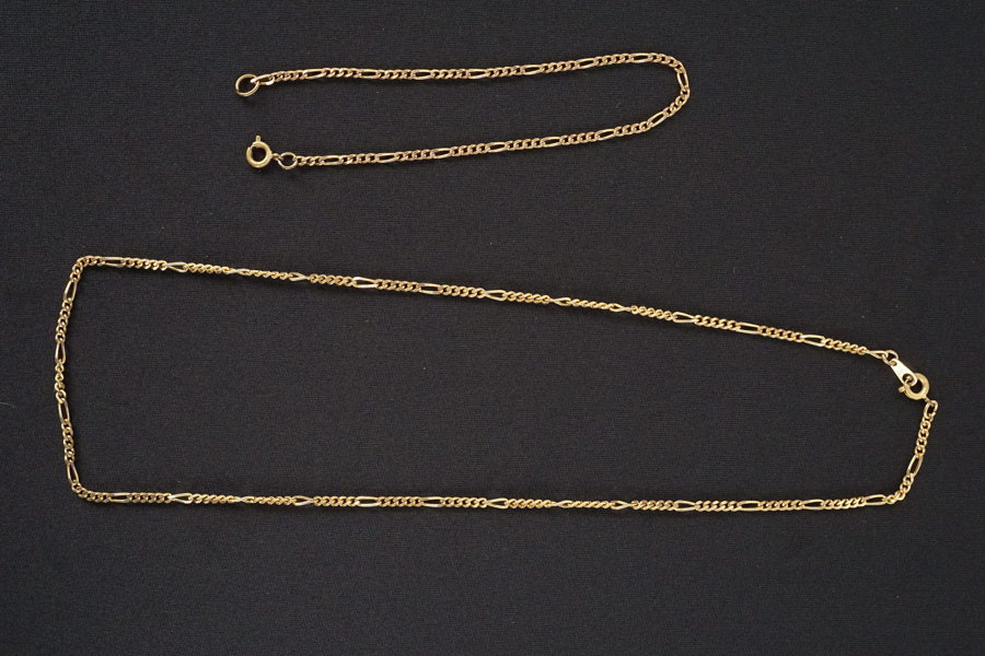 Guldpläterade halsband figarolänk. A182